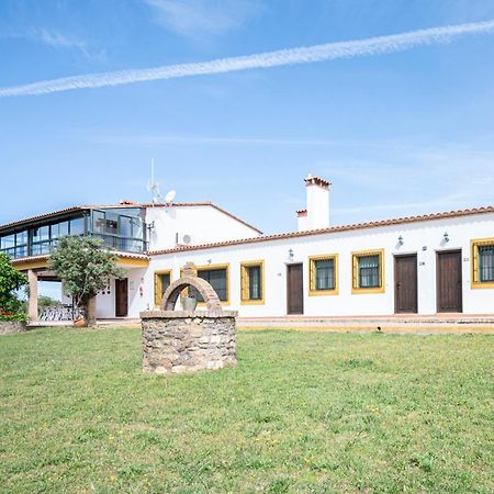 Casa Rural La Sierra De Monfraguee マルパルティダ・デ・プラセンシア エクステリア 写真