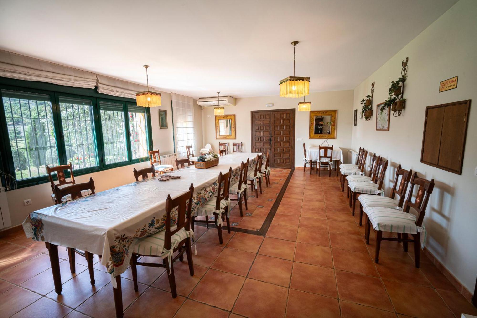 Casa Rural La Sierra De Monfraguee マルパルティダ・デ・プラセンシア エクステリア 写真