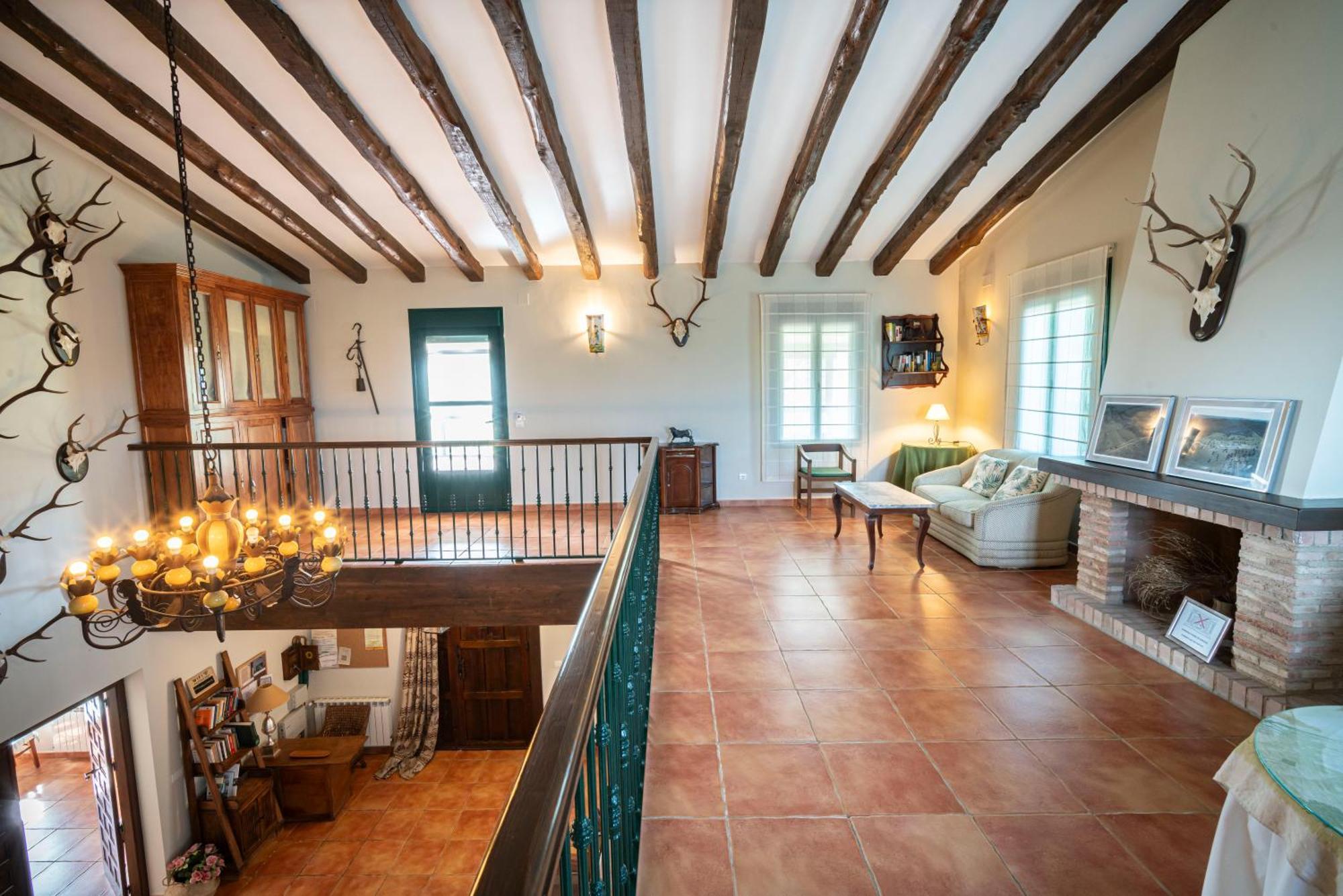 Casa Rural La Sierra De Monfraguee マルパルティダ・デ・プラセンシア エクステリア 写真